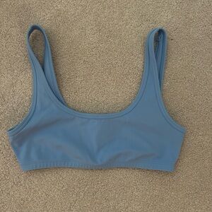 Aritzia workout bra